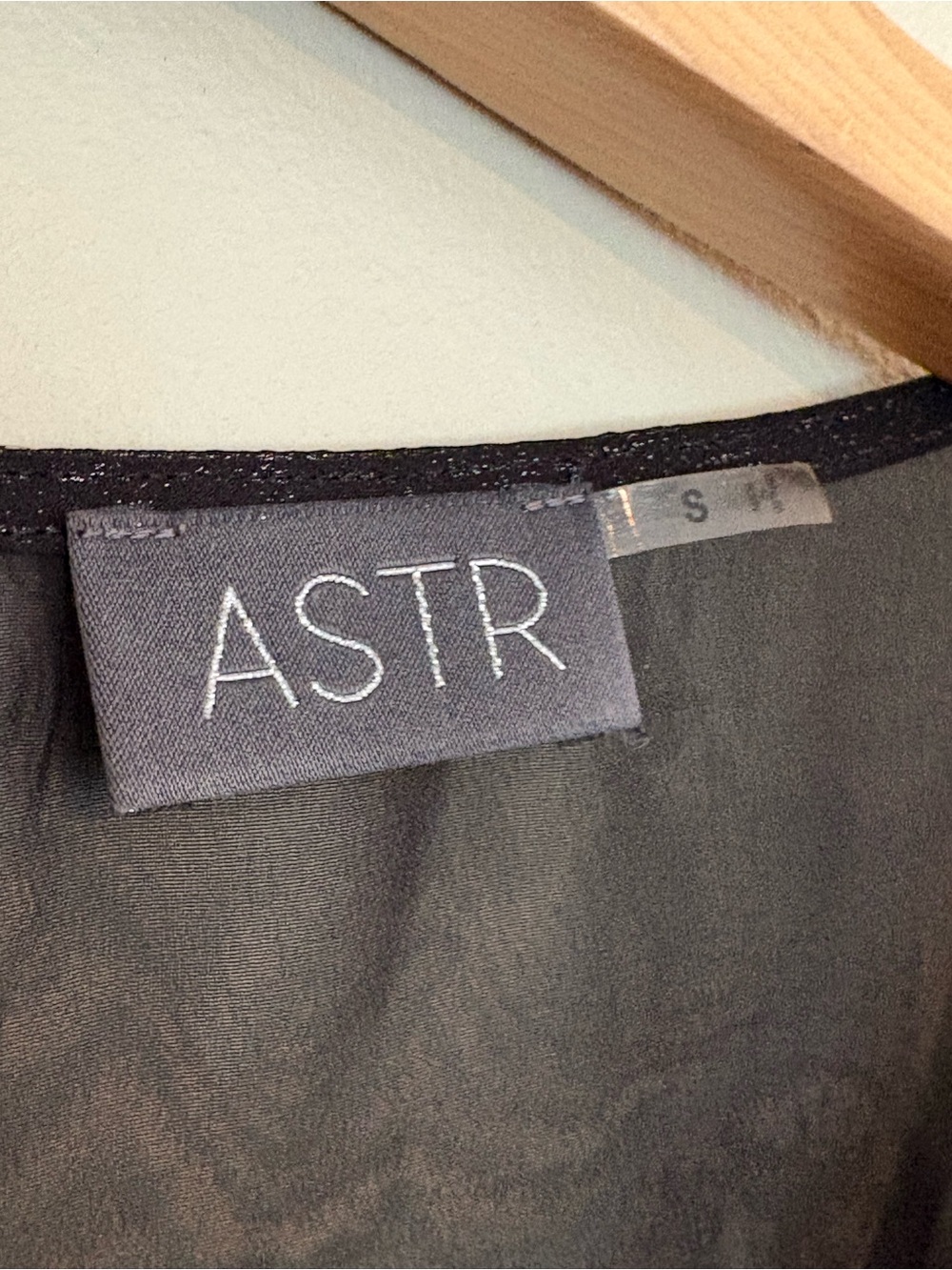 ASTR Top - Picture 2 of 4